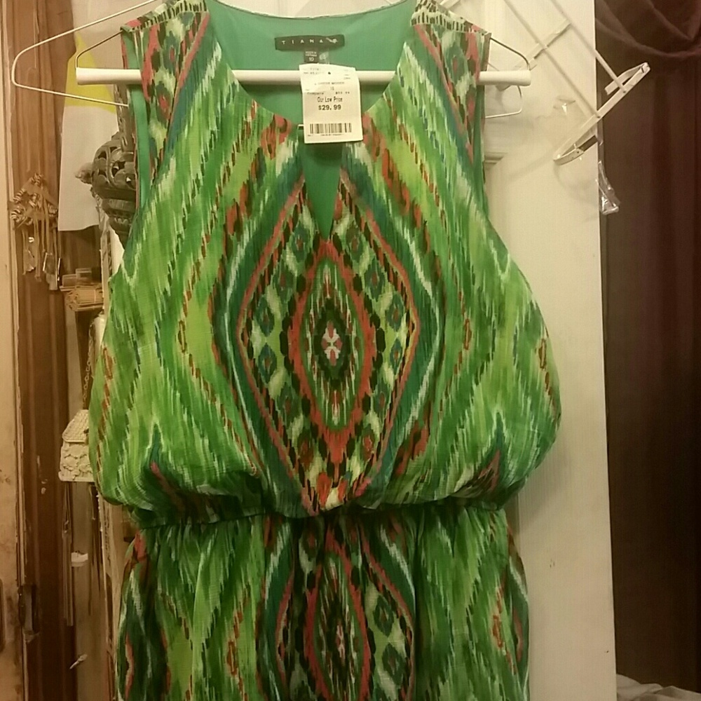 Vibrant Green Patterned Mini Dress